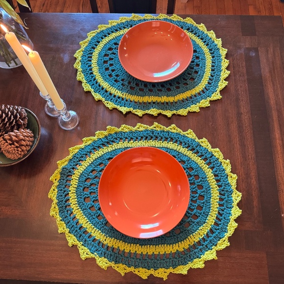 Handmade Teal and Green Crochet Placemats - Picture 4 of 5